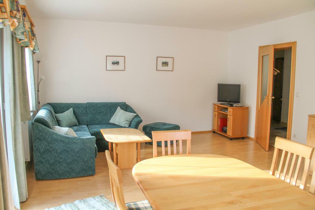 Haus Lenz Ferienwohnungen - Fam Ostermann Puchberg am Schneeberg Luaran gambar